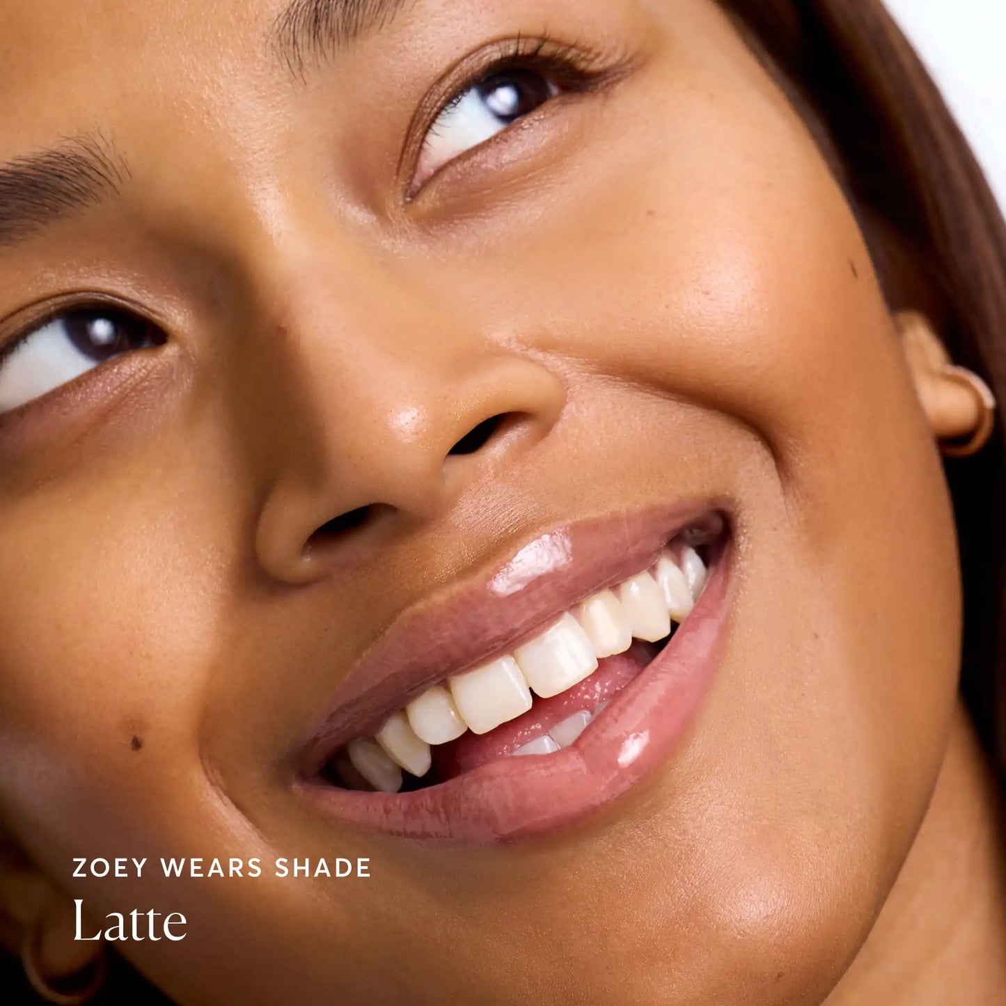 phyto-glow-lip-balm-latte-h0 NATR-60110-Alt-Images-Phyto-Glow-Lip-Balm-Latte-04.webp