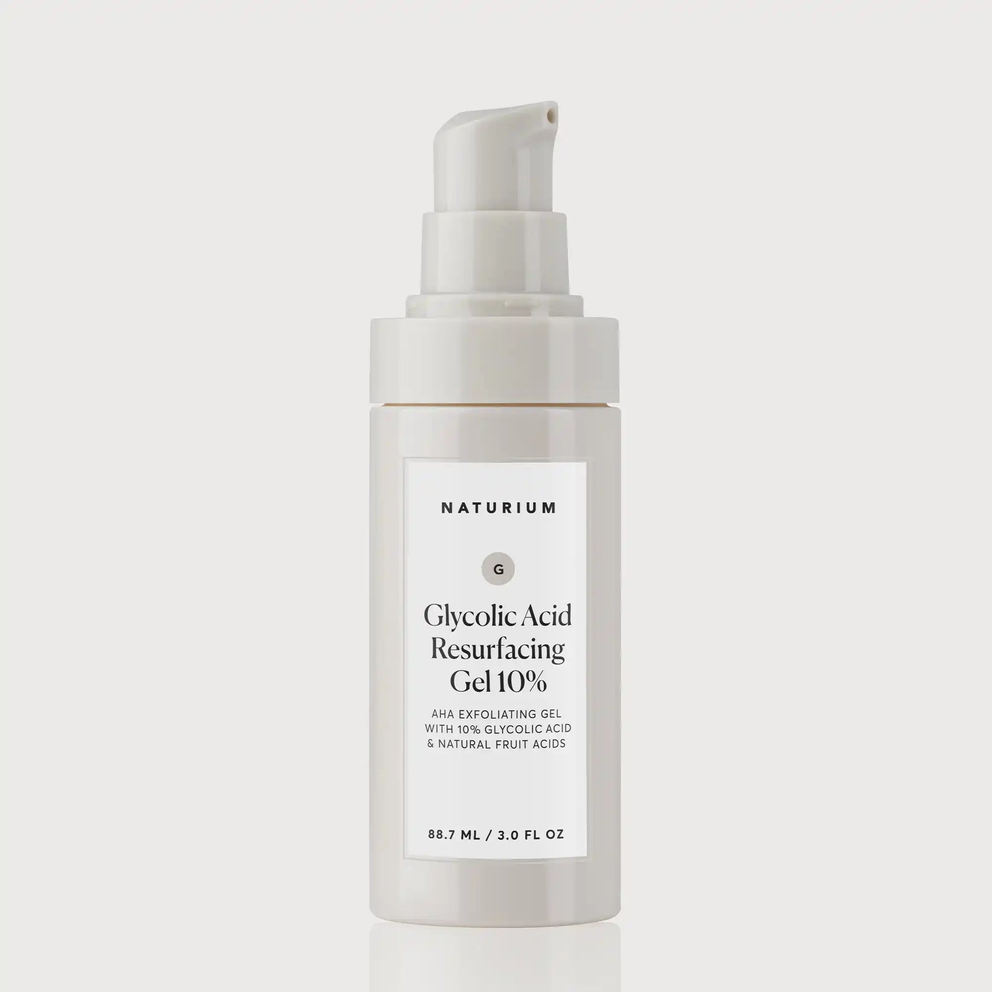 glycolic-acid-resurfacing-gel-10-o5 NATRM_Ecomm_Glycolic-Acid-10_-Gel_Cap-off.webp