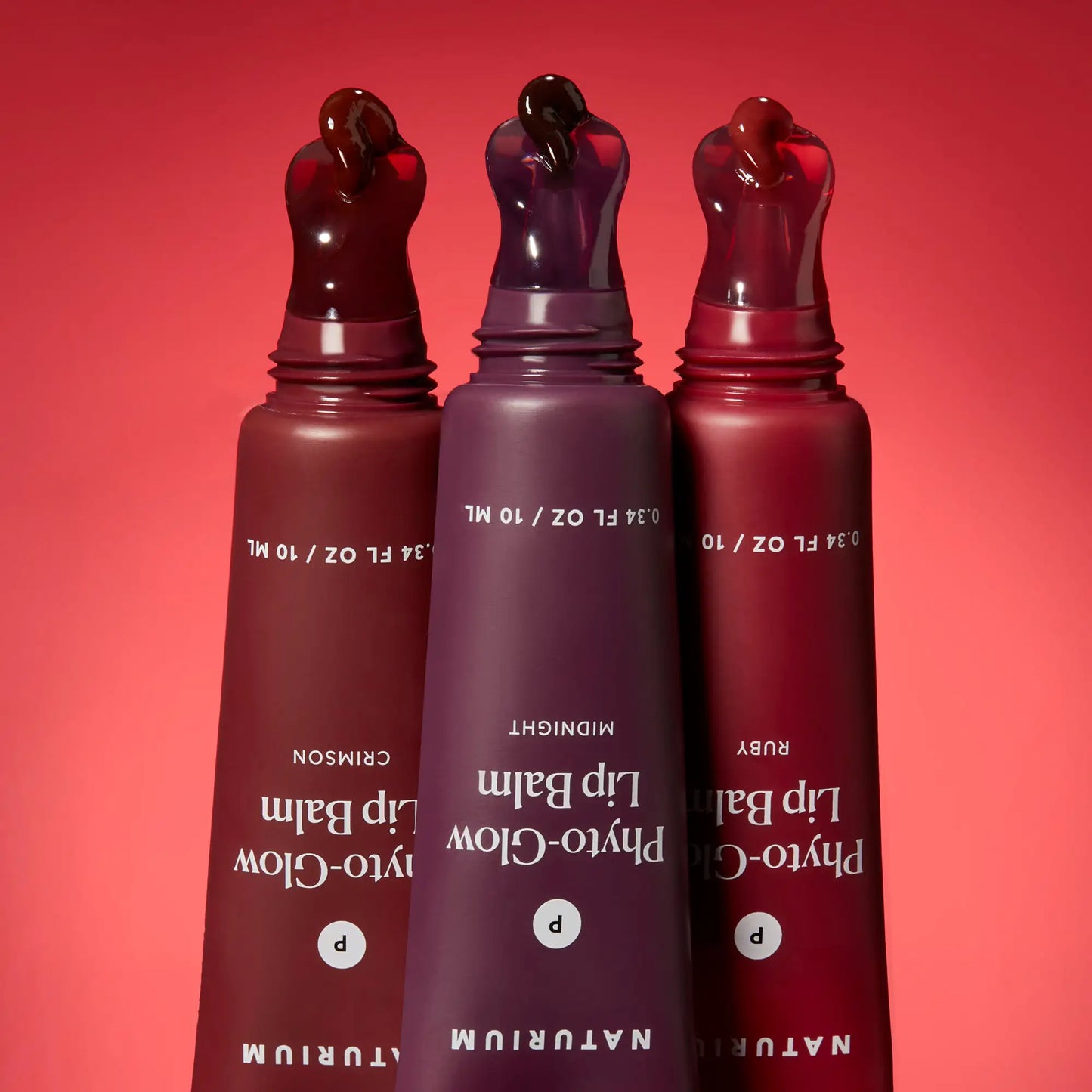 phyto-glow-lip-balm-crimson-l7 phytoglow-moody_6357-crop_1_e73a7054-8061-4f72-8a58-c0111f6fcffa.webp